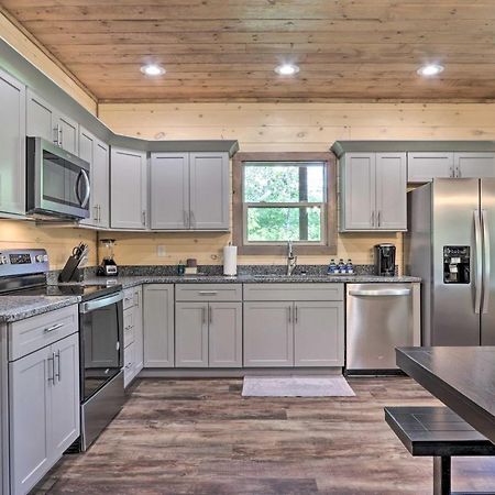 Smoky Cove Retreat With Private Hot Tub And Deck! Villa Sevierville Exteriör bild